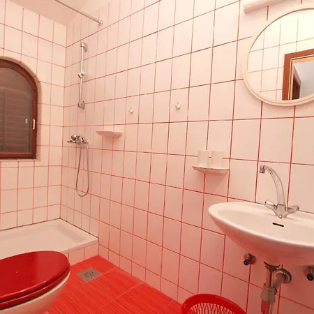 Apartment Fuer 3 Personen Ca 36 Qm In Medulin, Istrien Suedkueste Von Istrien